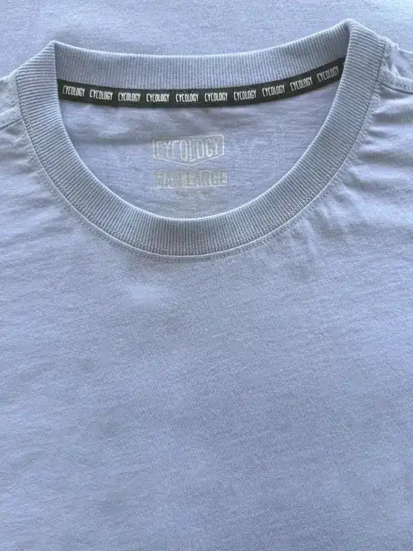 Light gray men's cycling t-shirt with branded neck tape and logo, soft fabric for active wear
