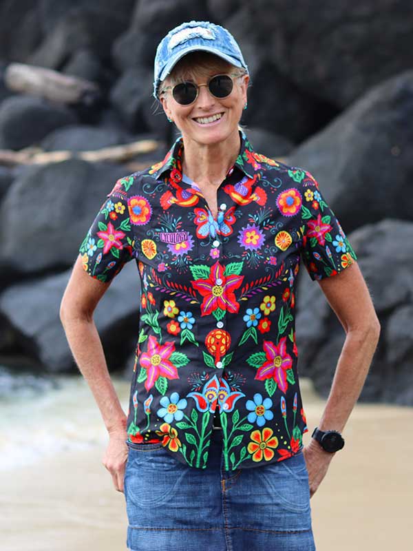Frida (Black) Women's Gravel Shirt - Cycology Clothing US