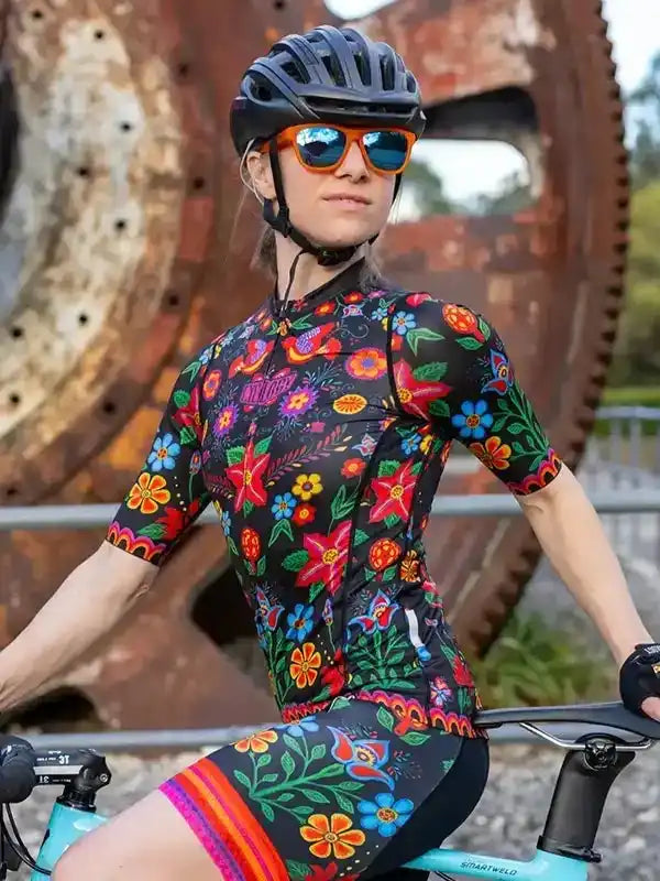 womens bicycle tops WYN Republic - Women's Roam Premium Cycling Jersey - Cream + Olive Thoughtfully paneled for superior mobility Women's Ltd Cycle Aero Jersey